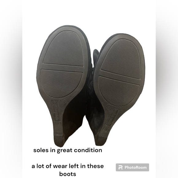 Apostrophe Wedge Heeled Black Boots
Belt & Buckle Design - Picture 2 of 9